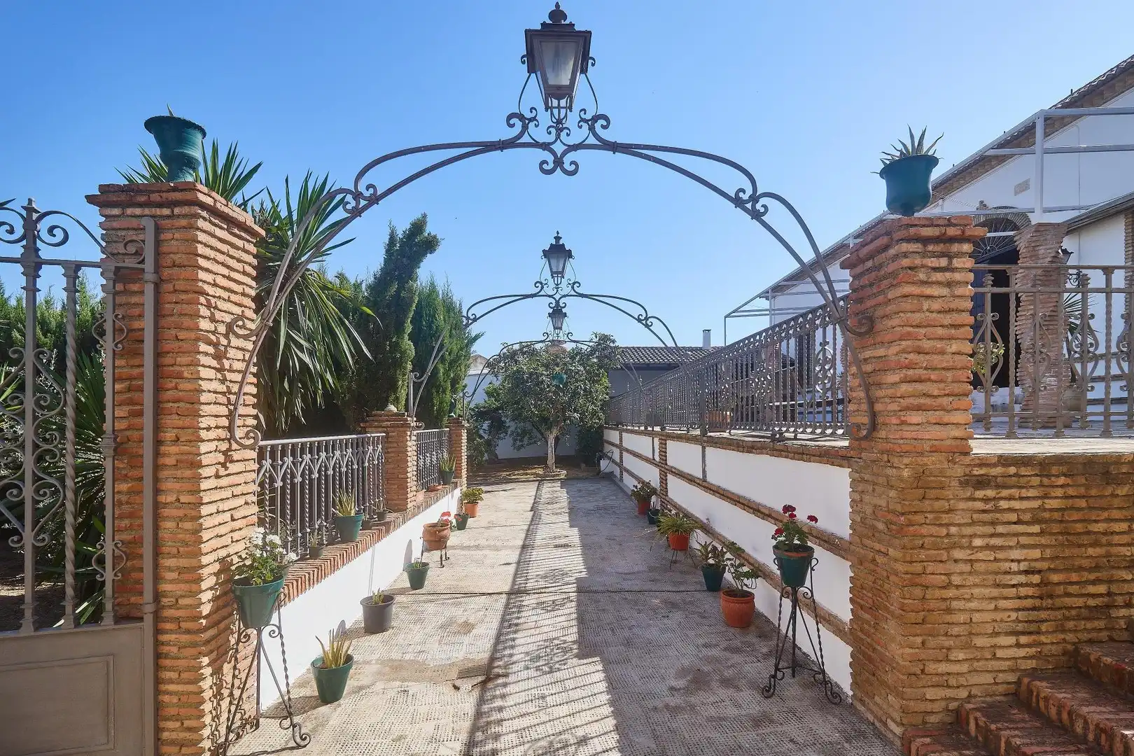 Jardín de Nave industrial en venta en Aguilar de la Frontera