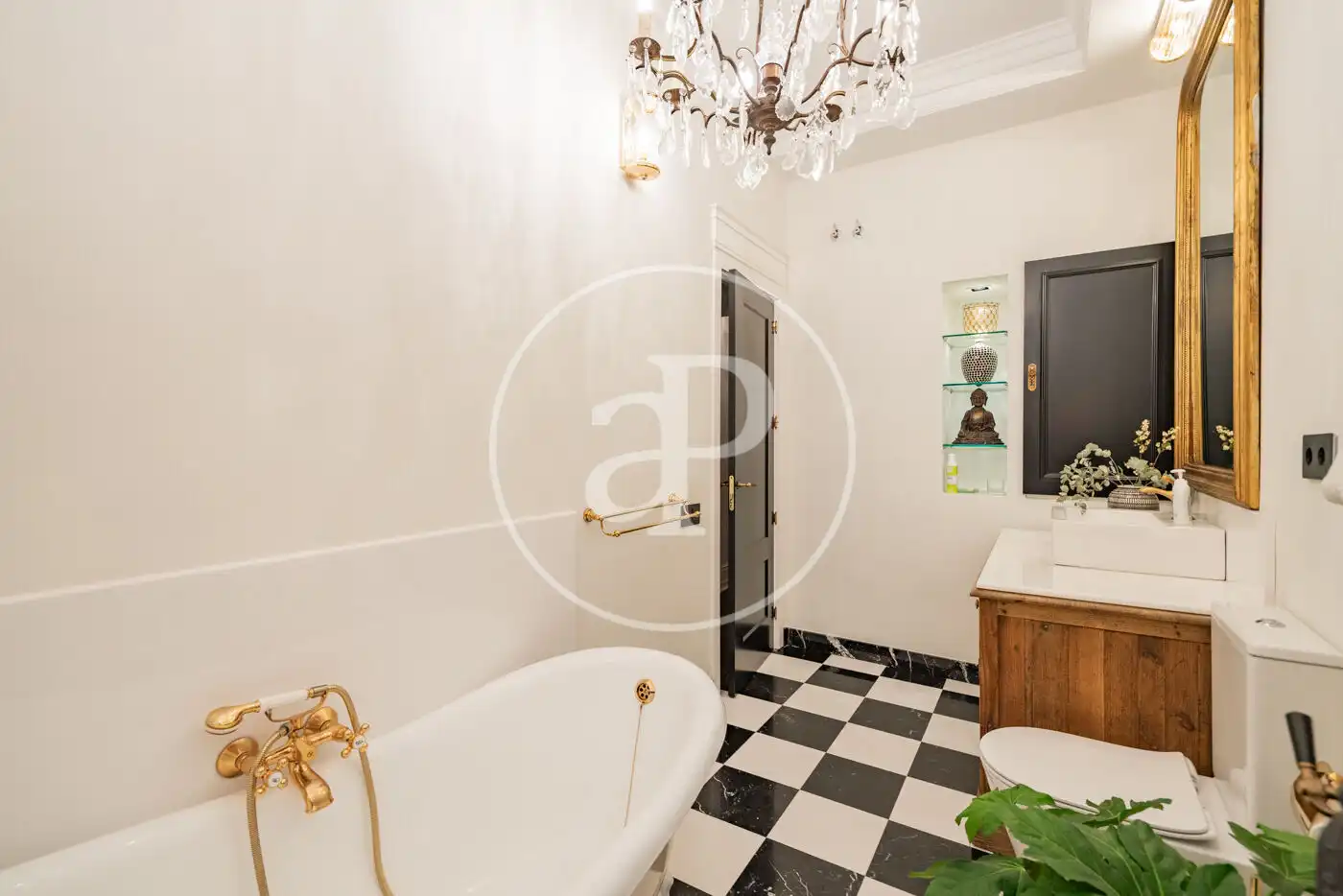 Baño de Piso en venta en Madrid con Aire acondicionado, Calefacción y Amueblado