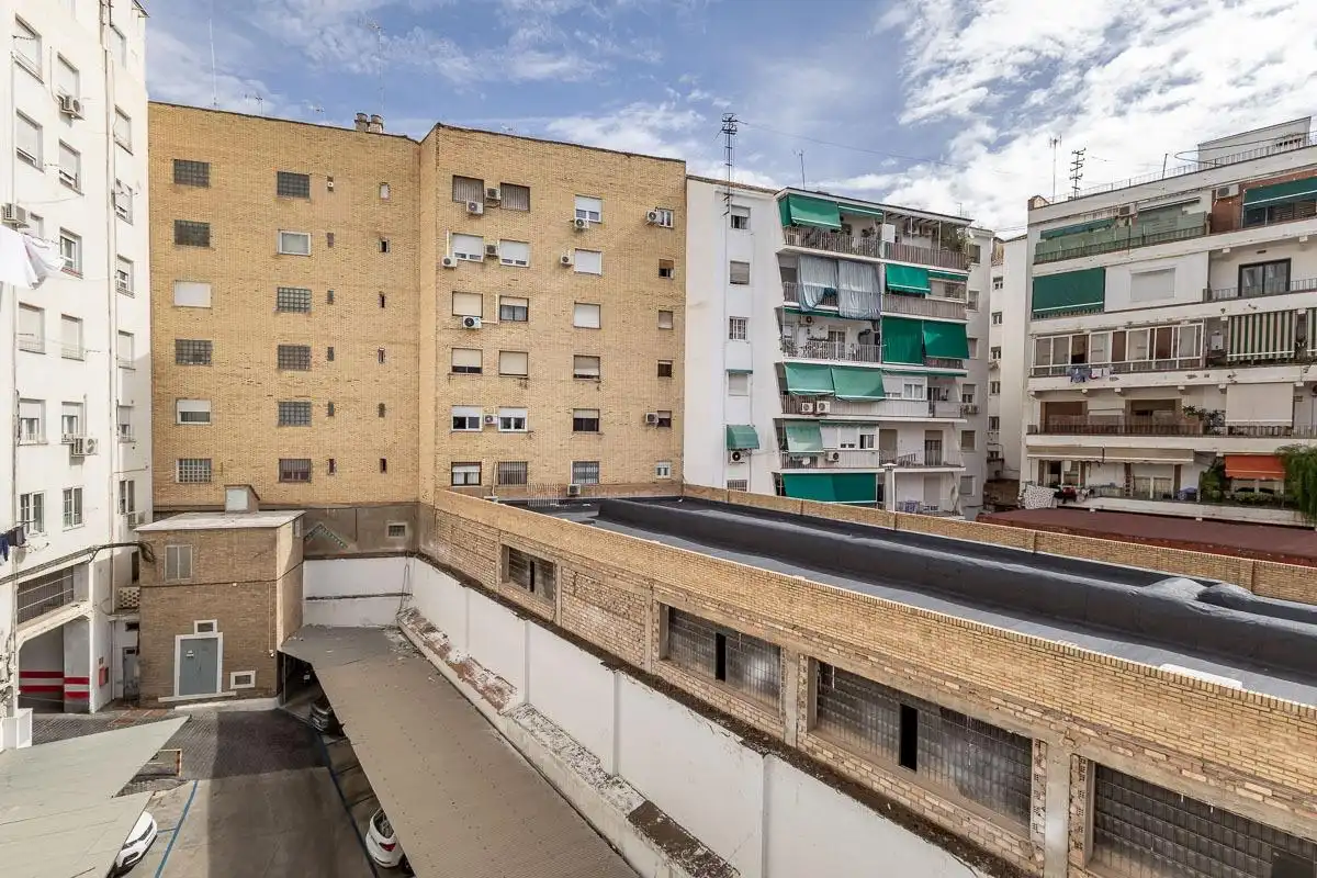 Exterior view of Flat for rent in Ronda
