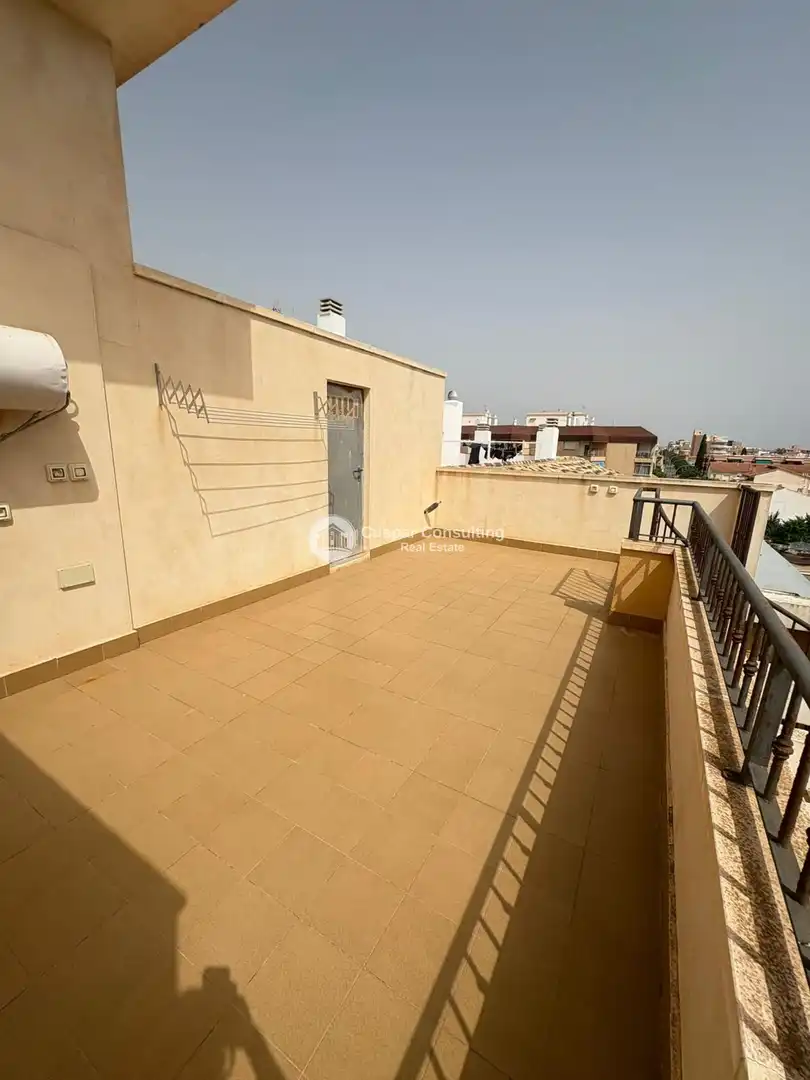 Terraza de Ático en venta en Población de Arroyo con Calefacción y Amueblado