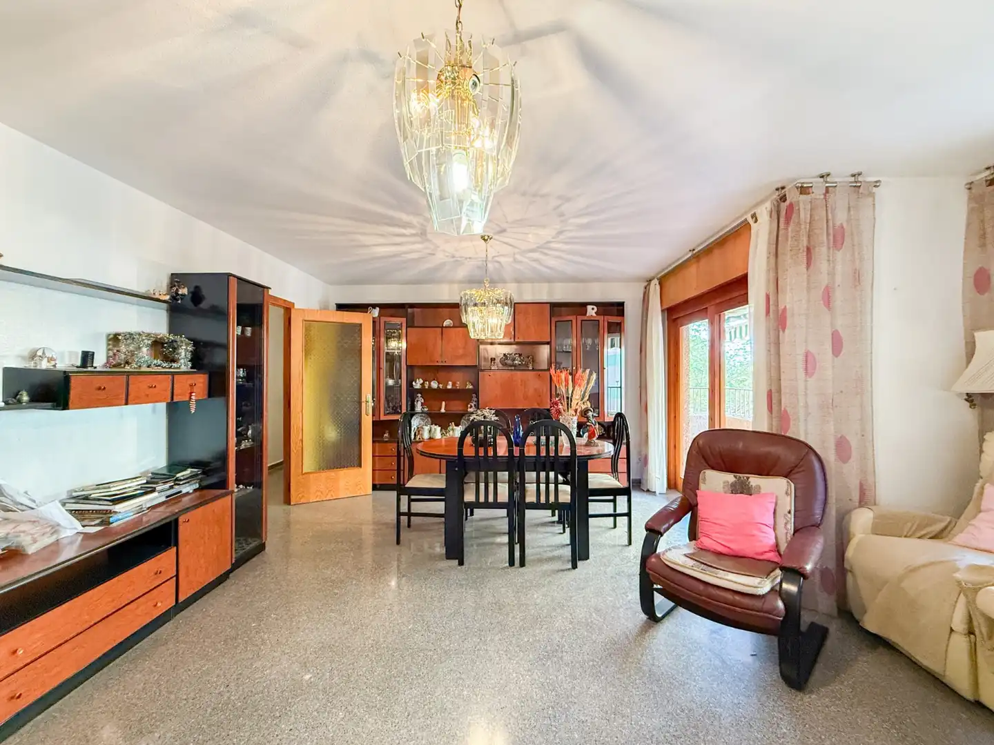 Comedor de Piso en venta en Águilas con Terraza, Amueblado y Horno