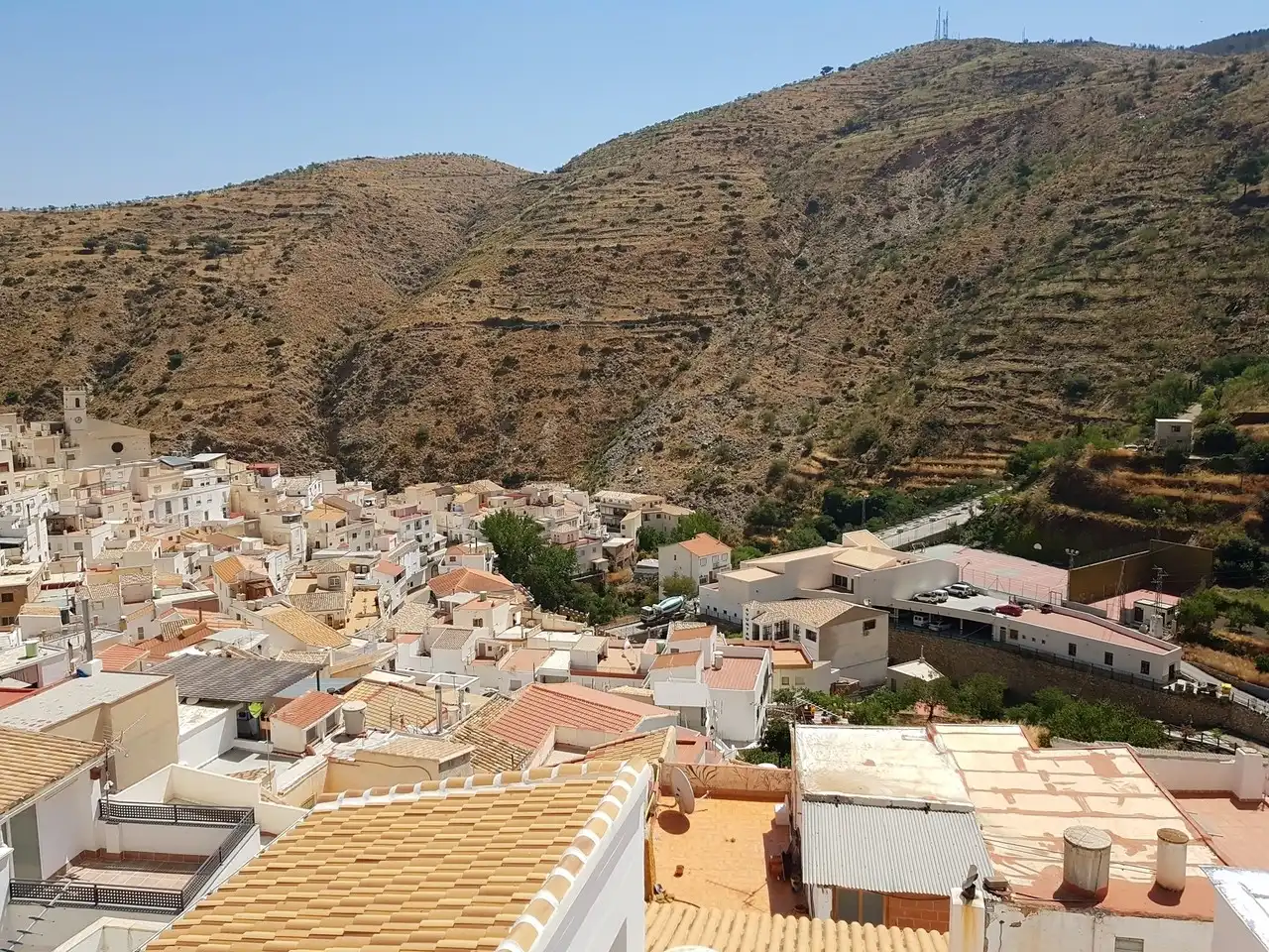 Vista exterior de Finca rústica en venda en Sierro amb Terrassa
