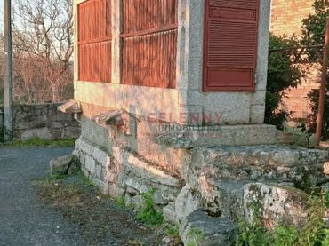 Casa amb jardí en venda a O Pereiro de Aguiar