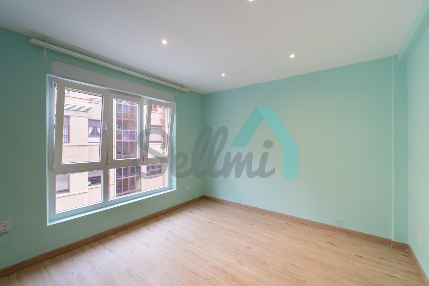 Bedroom of Flat to rent in Oviedo   with Heating