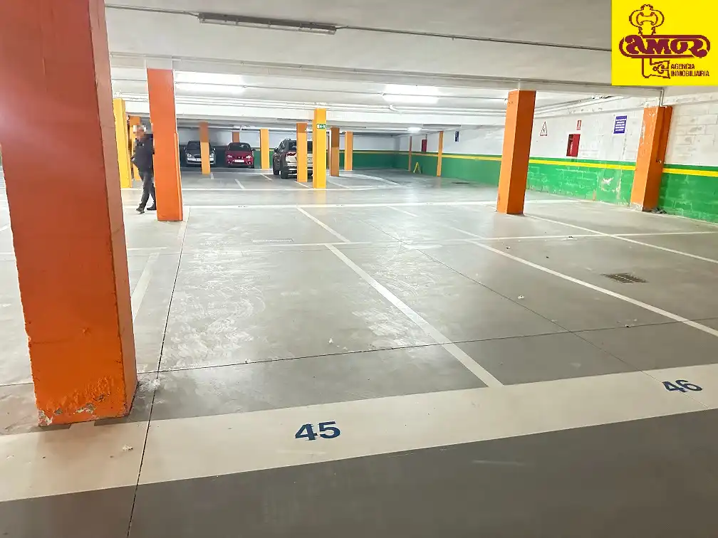 Aparcament amb ascensor en venda a Rúa de García Prieto, imagen 14