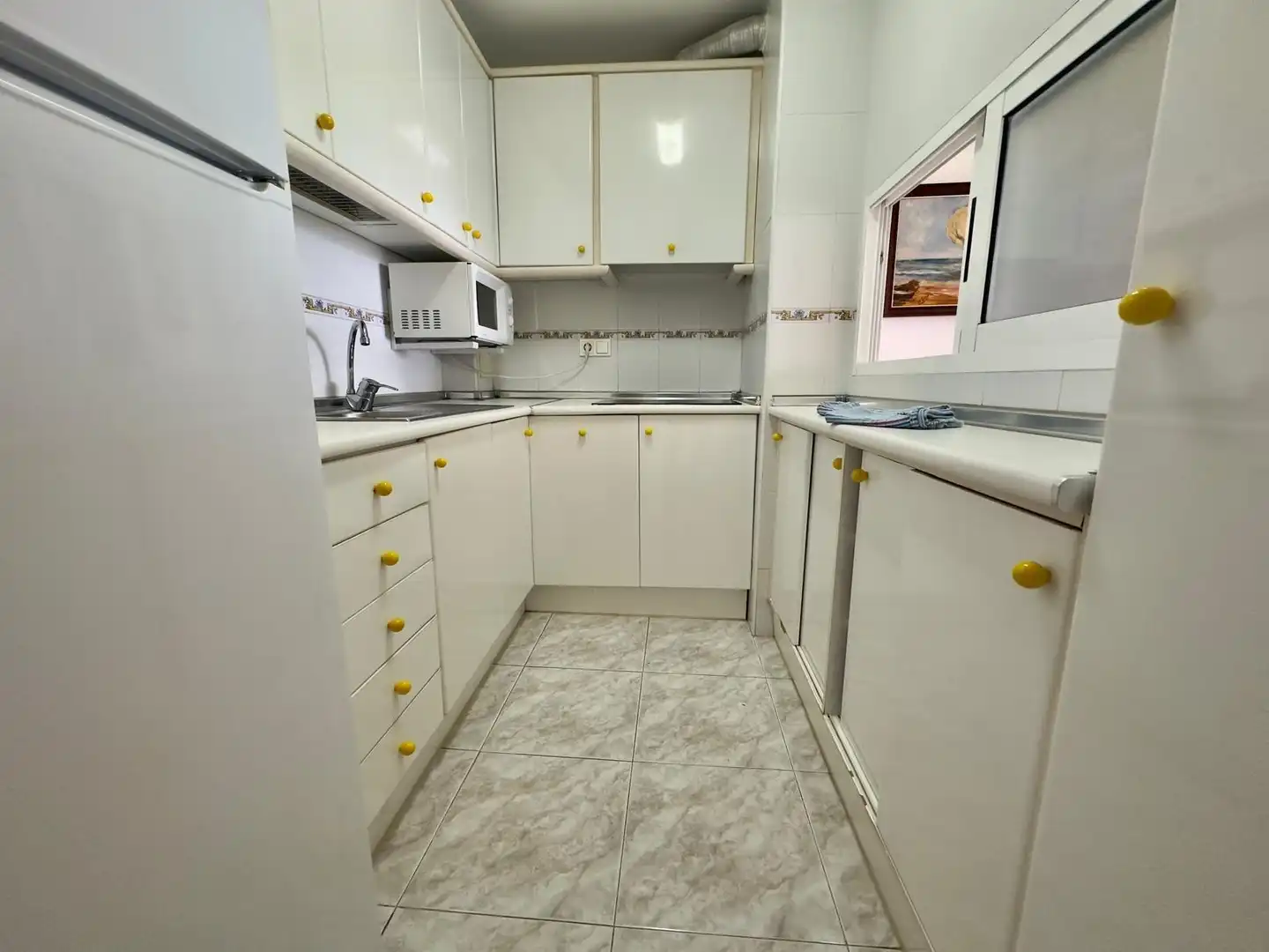 Cuina de Apartament en venda en Benidorm amb Aire condicionat, Terrassa i Moblat
