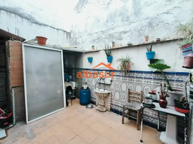Terrassa de Casa adosada en venda en Córdoba amb Aire condicionat, Terrassa i Traster