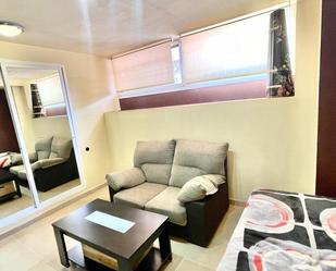 Living room of Study for sale in Benalmádena