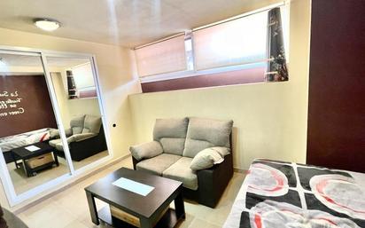 Living room of Study for sale in Benalmádena