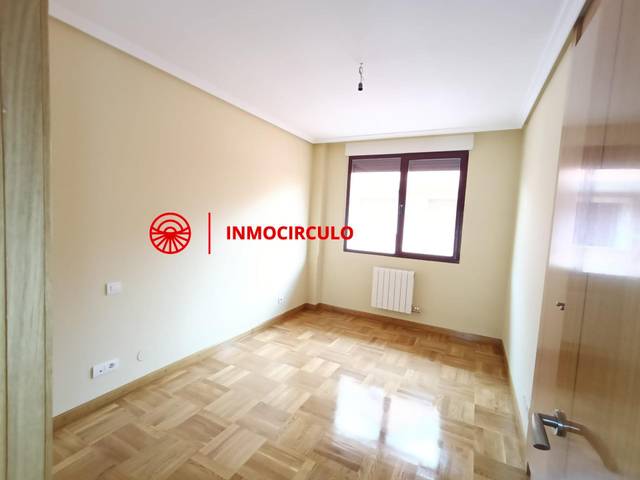 Casa-chalet en Venta en Illera