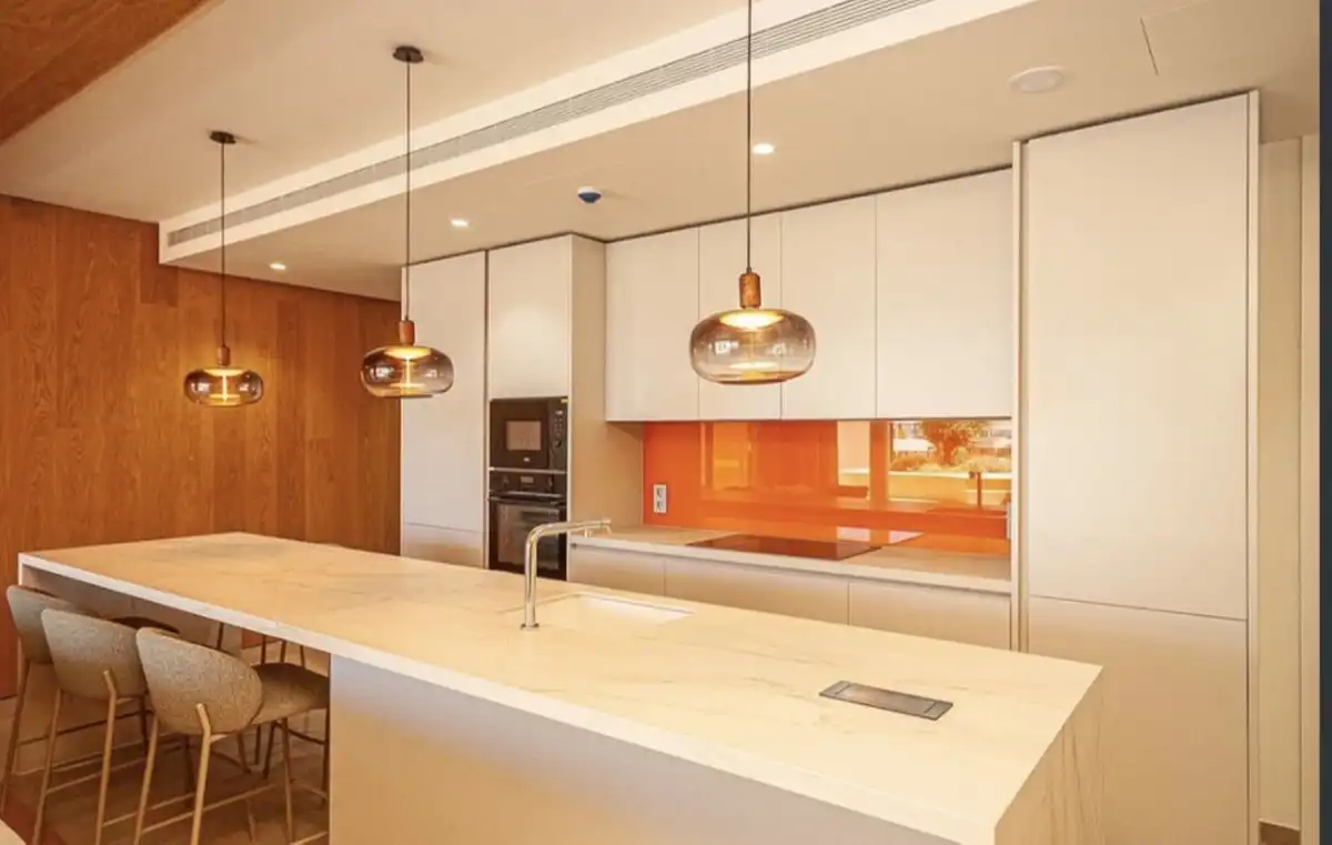 Cocina de Planta baja en venta en Fuengirola con Aire acondicionado, Calefacción y Terraza