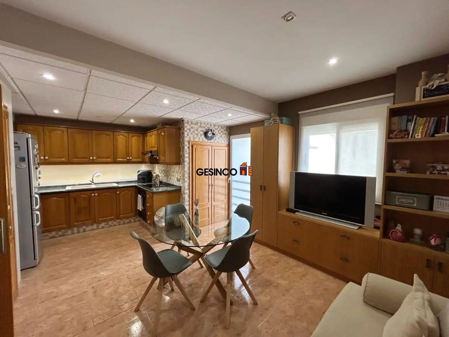 Küche von Wohnung zum Verkauf in La Llosa de Ranes mit Klimaanlage, Abstellraum und Balkon