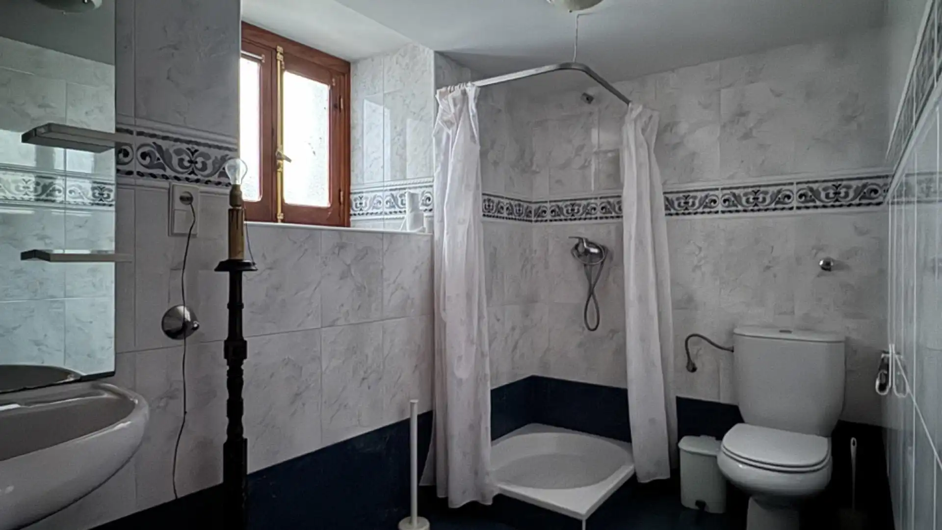 Bathroom of Houses for sale in Zegama  with Private garden, Terrace and Storage room