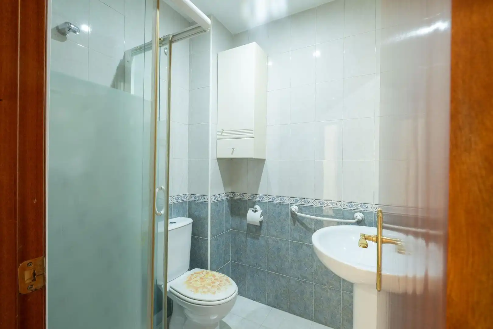 Baño de Dúplex en venta en Sevilla con Aire acondicionado y Piscina comunitaria