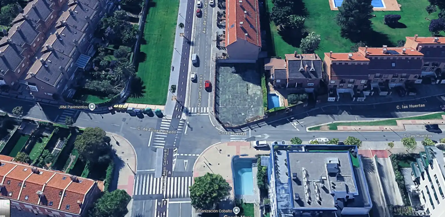 Terreno residencial en venta en Lardero - AV JUAN CARLOS I