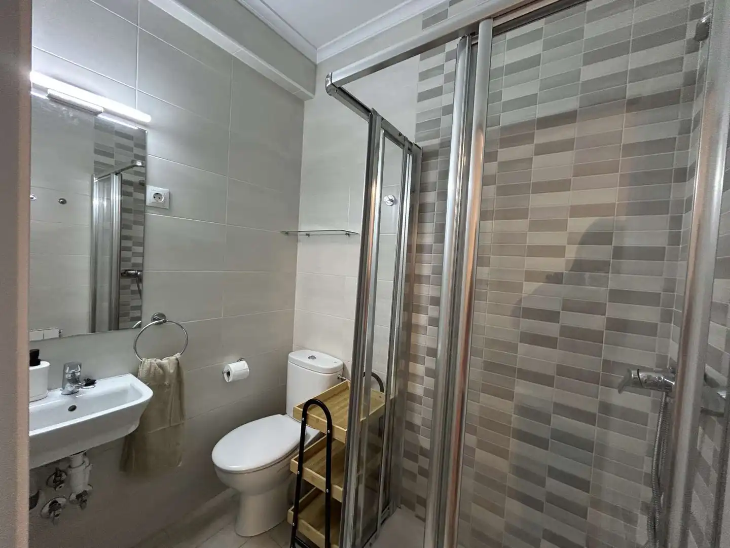 Badezimmer von Wohnung zur untervermieten in Bilbao  mit Klimaanlage, Terrasse und Möbliert