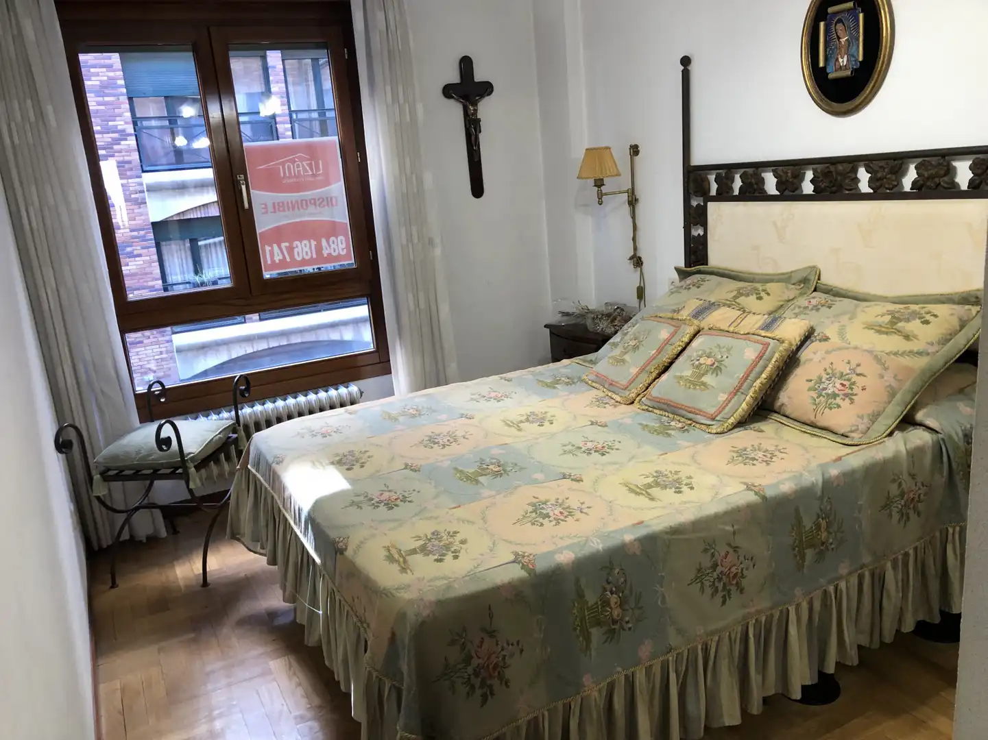 Bedroom of Flat for rent in Oviedo   with Heating, Parquet flooring and Storage room