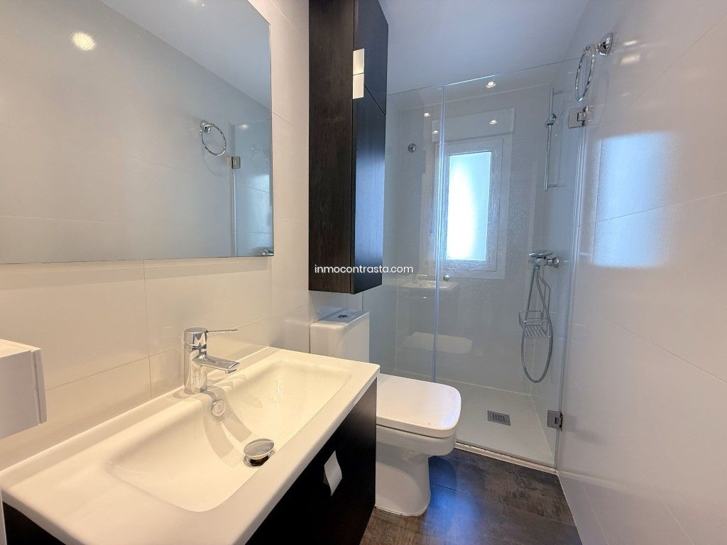 Bathroom of Flat for sale in Vitoria - Gasteiz