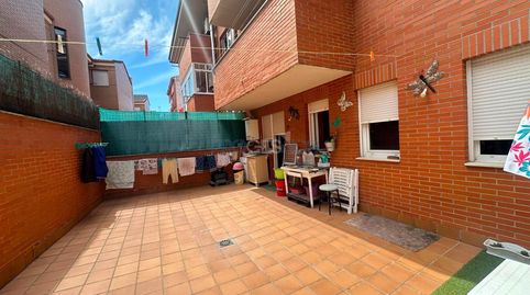 Foto 3 de Piso en venta en Calle Dalia, Trobajo del Camino, San Andrés del Rabanedo