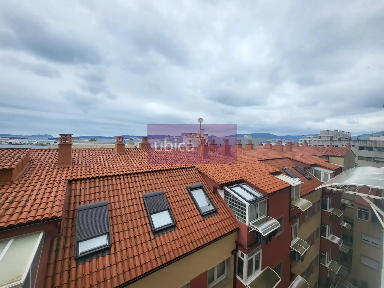 Vista exterior de Piso en venta en Vigo  con Calefacción y Trastero