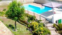 Piscina de Casa o xalet en venda en Paterna amb Aire condicionat, Terrassa i Piscina