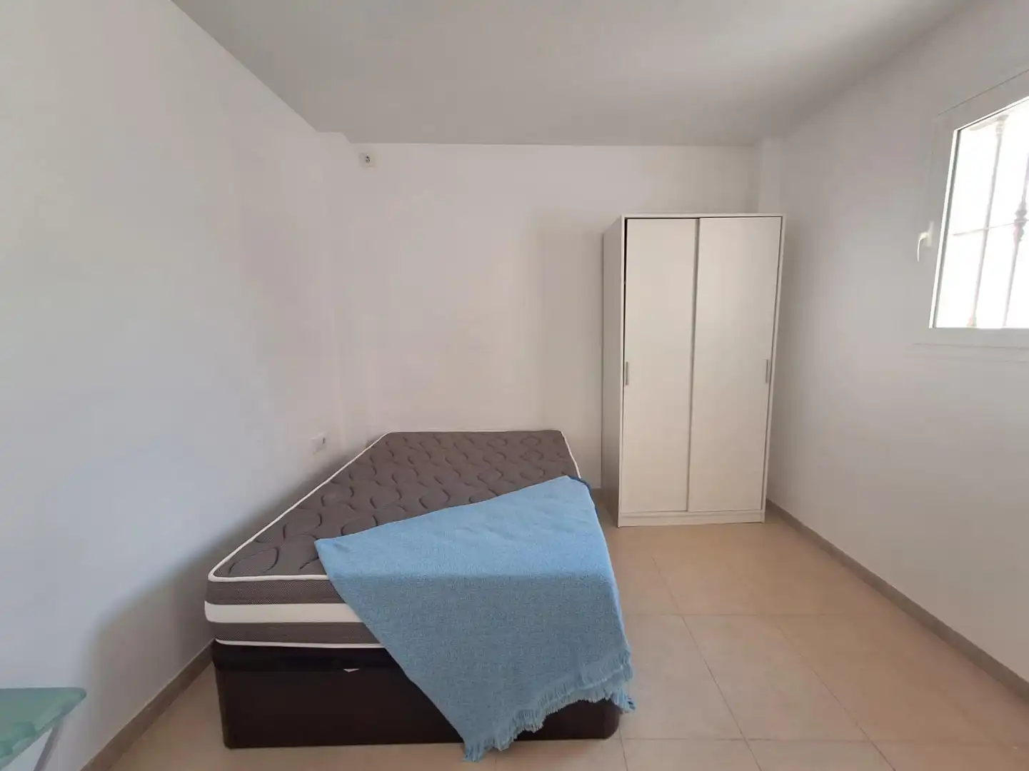 Habitación de Piso en venta en Cádiz