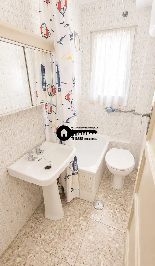Baño de Piso en venta en Albacete con Trastero