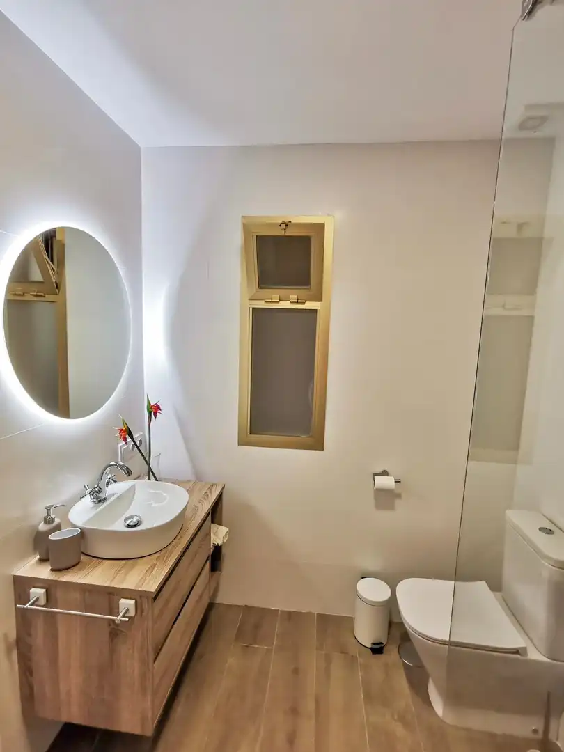 Bathroom of Flat for sale in Marbella  with Air Conditioner, Heating and Private garden