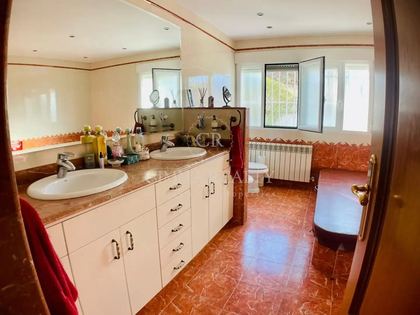 Bathroom of Houses for sale in L'Alfàs del Pi  with Air Conditioner, Heating and Private garden