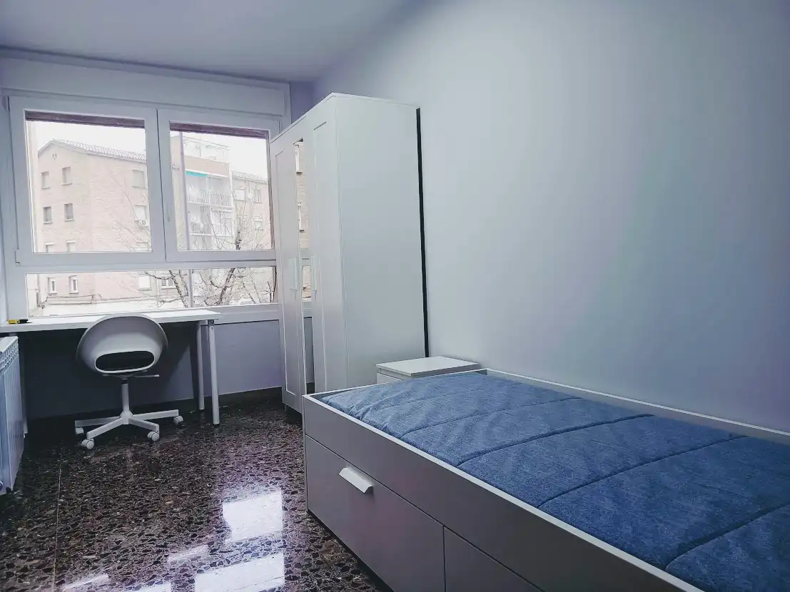 Schlafzimmer von Wohnung zur Miete in Lleida mit Klimaanlage, Heizung und Möbliert