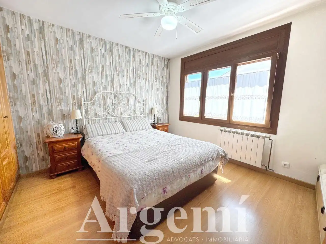 Habitación de Casa adosada en venta en Palau-solità i Plegamans con Calefacción, Jardín privado y Trastero