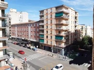 Appartamento con ascensore in vendita a Centro