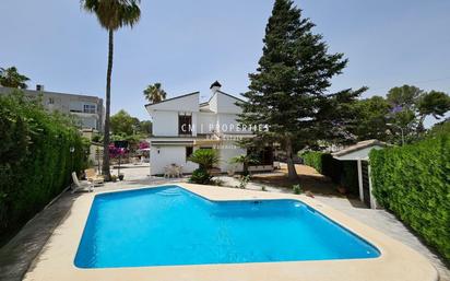 Vista exterior de Casa o xalet en venda en Alzira amb Aire condicionat, Calefacció i Terrassa