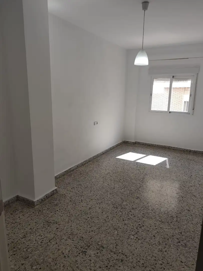 Wohnung zum Verkauf in Salobreña mit Terrasse, Möbliert und Ofen