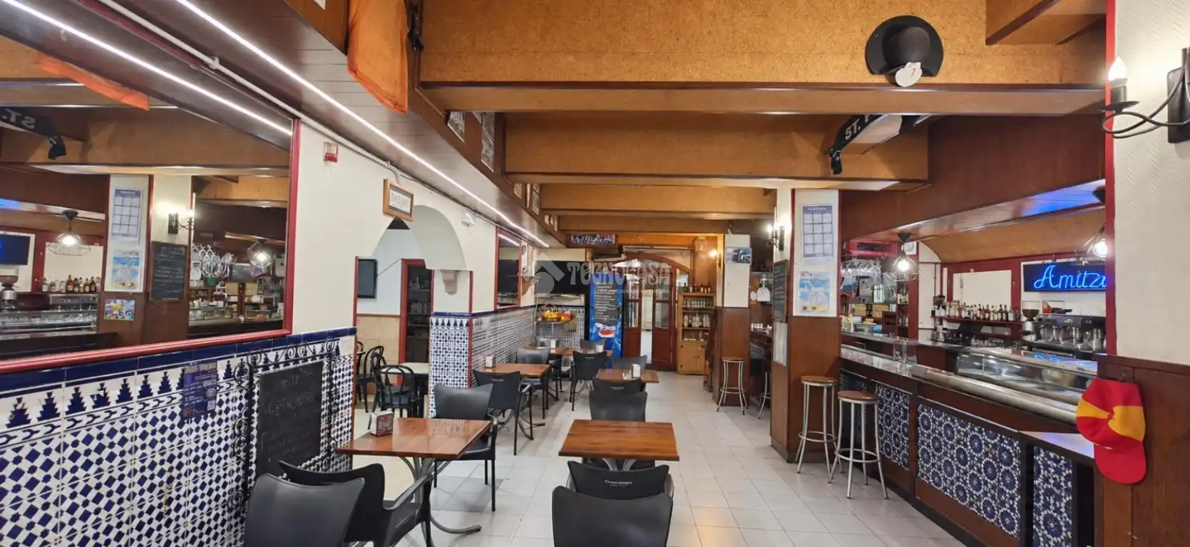 Business premises for sale in Isla Chica