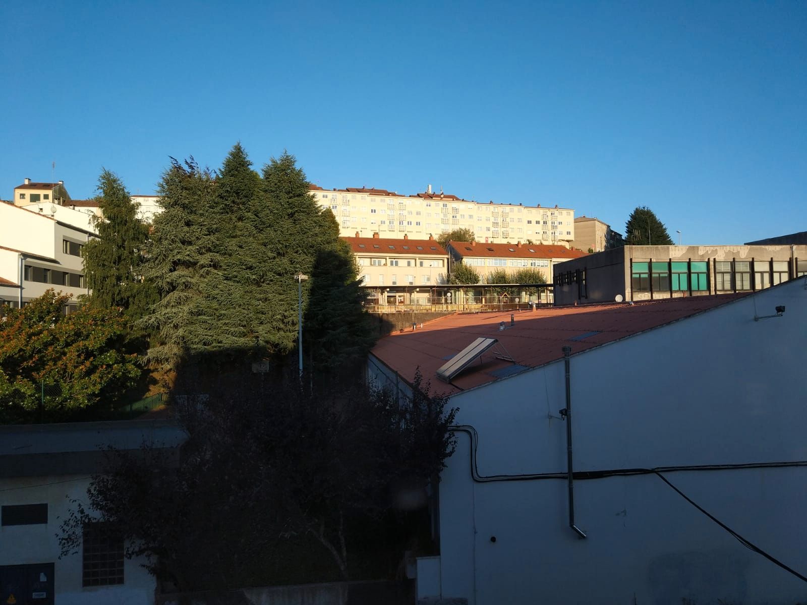 Vista exterior de Piso de alquiler en Santiago de Compostela  con Amueblado