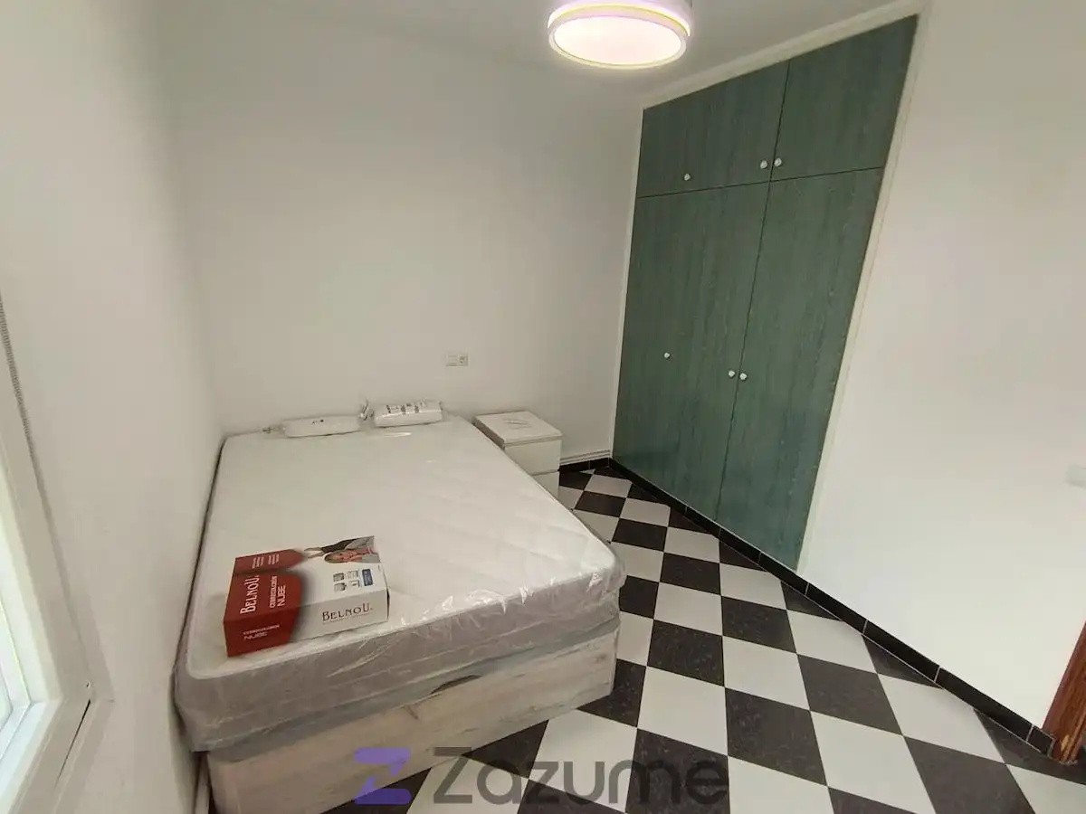Schlafzimmer von Wohnung zur Miete in Toledo mit Heizung, Terrasse und Möbliert