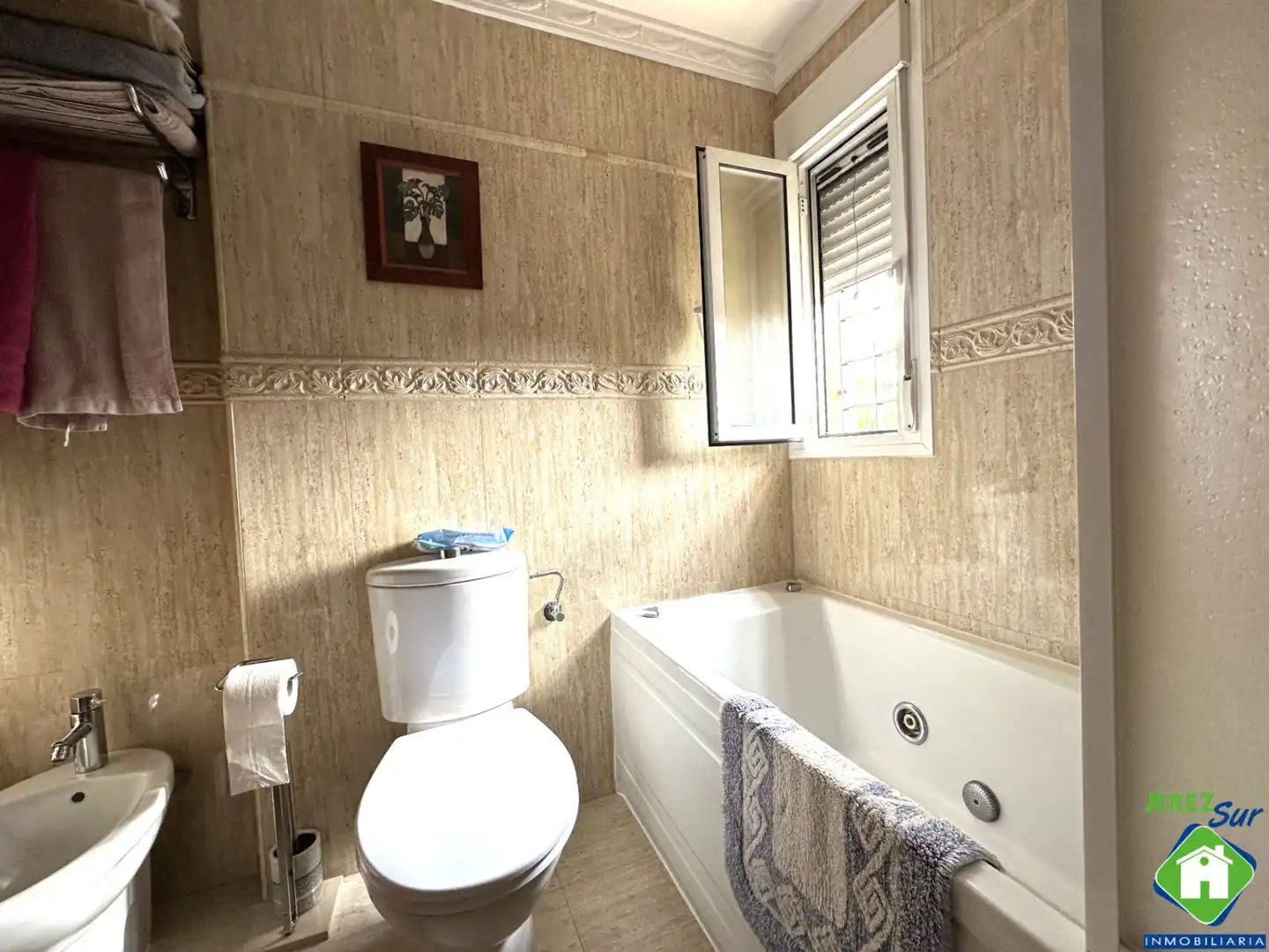 Bathroom of Detached homes for sale in Jerez de la Frontera  with Air Conditioner, Heating and Private garden