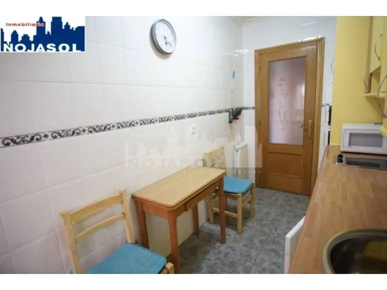 Cocina de Apartamento de alquiler en Noja con Calefacción, Terraza y Amueblado