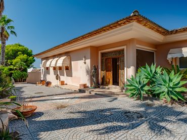 Xalet amb piscina en venda a Altea la Vella