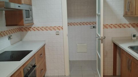 Photo 3 of Flat for rent in Calle Calle Ángel Ganivet, San Matías - Realejo, Granada Capital