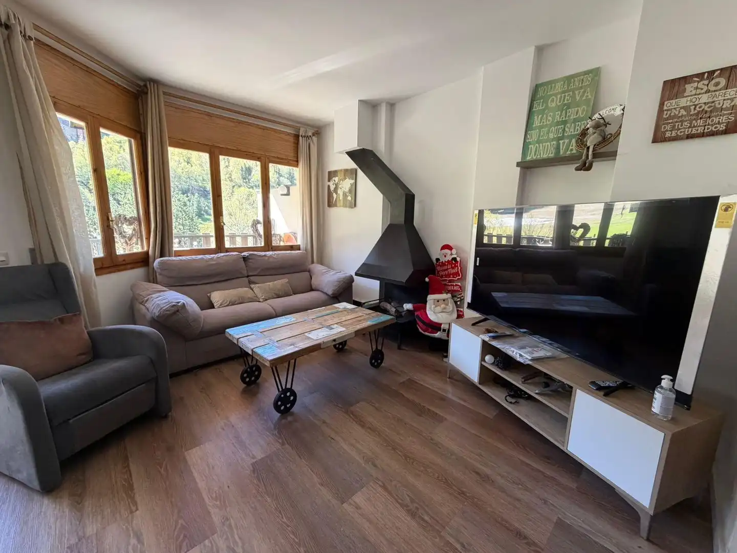3-bedroom duplex seasonal rent in Soldeu, Canillo · 3 of 14