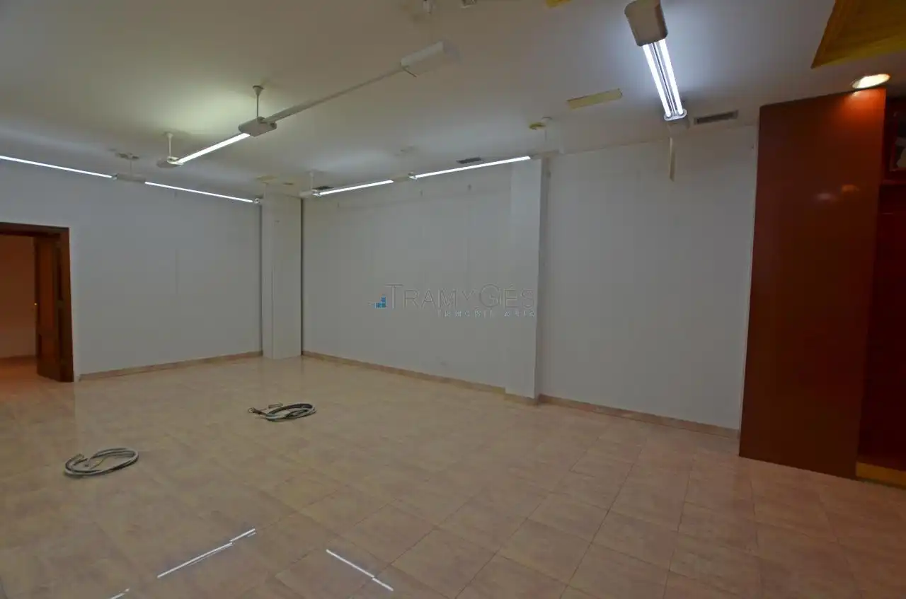 Commercial properties for sale in Tomiño  with Air Conditioner