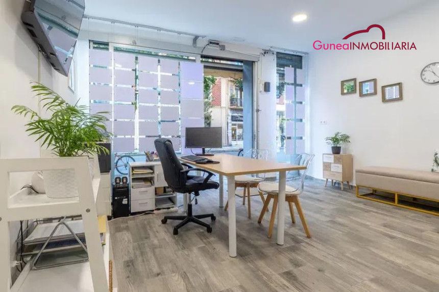 Local de alquiler en Calle Mirakruz, Gros