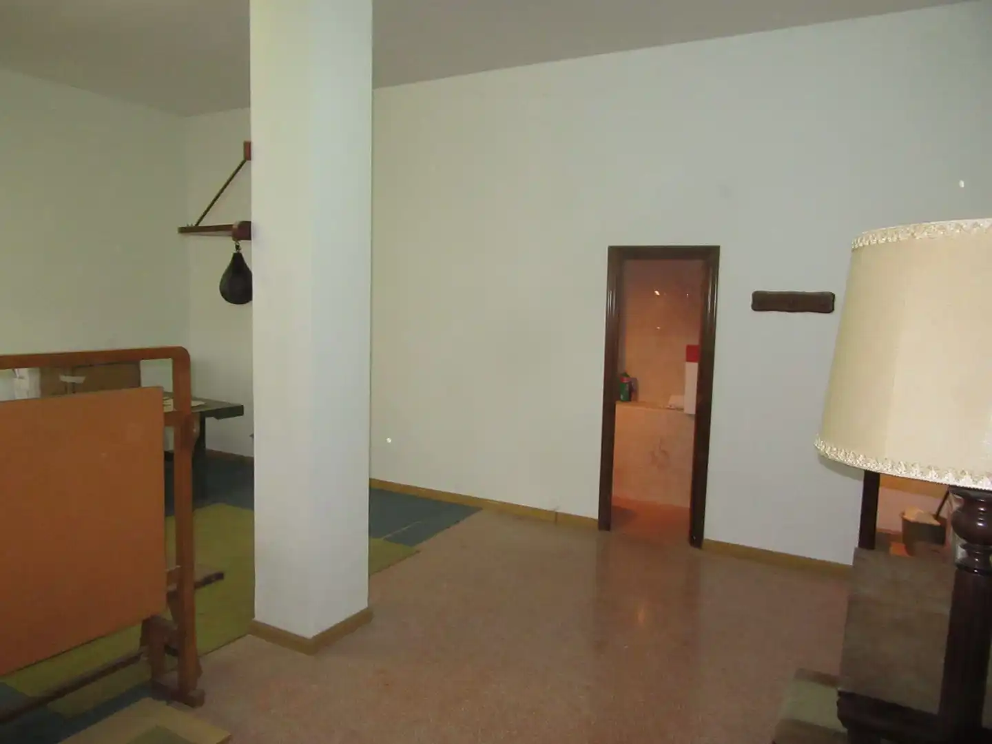 Geschaftsraum zum Verkauf in Jaca