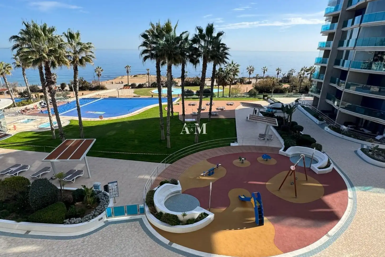 Terrassa de Pis de lloguer en Torrevieja amb Aire condicionat, Calefacció i Terrassa