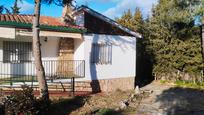 Vista exterior de Casa o xalet en venda en Robledo de Chavela amb Terrassa i Piscina