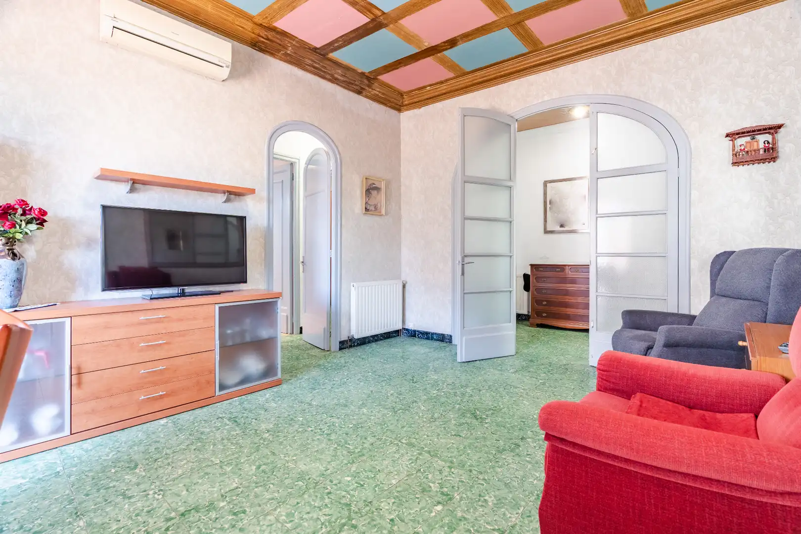 Wohnzimmer von Haus oder Chalet zum Verkauf in La Pobla de Mafumet mit Klimaanlage, Heizung und Privatgarten