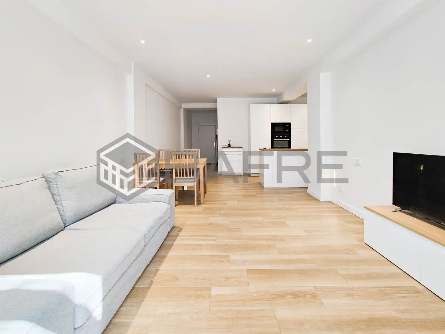 Flat for rent in Calle Doctor Esquerdo, Estrella