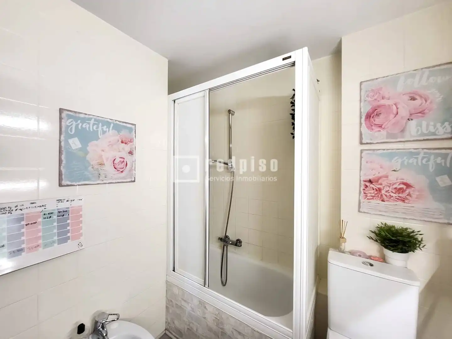 Baño de Piso en venta en Valdemoro con Aire acondicionado, Calefacción y Jardín privado